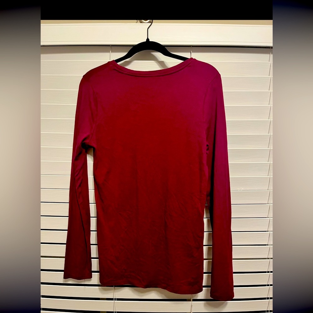 Long sleeve crew neck top